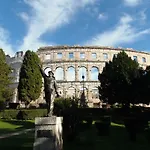 Noemi