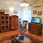 Noemi Apartman Póla