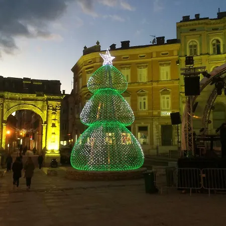 아파트 Noemi 풀라