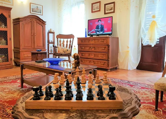 Noemi * Πούλα